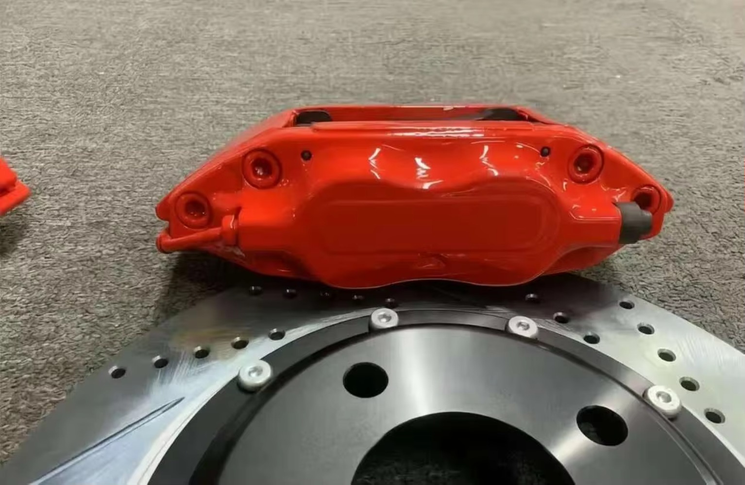 Kit Kaliper Rem Balap Aluminiu - Forged Front Brake Caliper 4 Piston ulasan dan harga